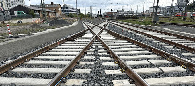 Rebuilt track crossing