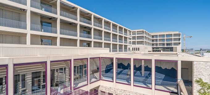 modern school facilities in Munick