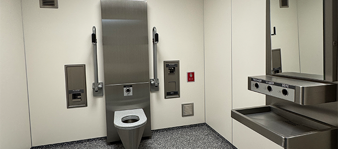 Accessible restroom stall
